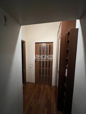 Продам двухкомнатную (2-комн.) квартиру, Мира ул, д. 16, Выборг г