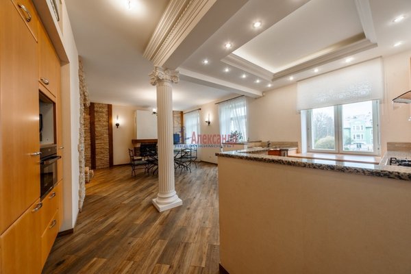 Продам многокомнатную квартиру, Дворцовая ул, д. 5, Пушкин г