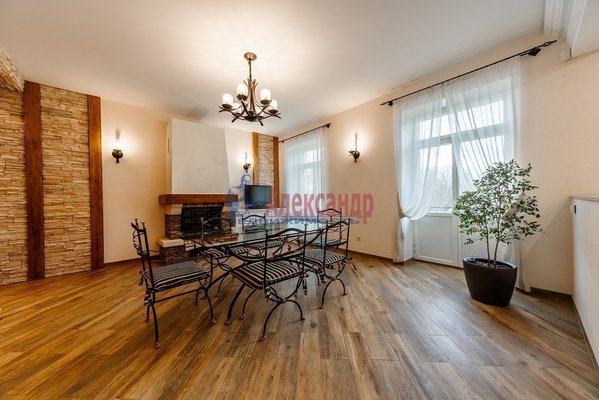 Продам многокомнатную квартиру, Дворцовая ул, д. 5, Пушкин г