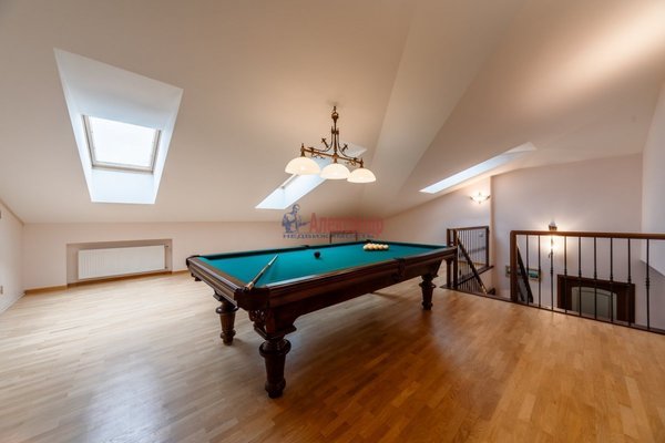 Продам многокомнатную квартиру, Дворцовая ул, д. 5, Пушкин г