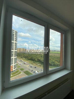 Продам однокомнатную (1-комн.) квартиру, Тихая ул, д. 3 корп. 1, Бугры п