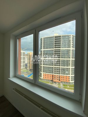 Продам однокомнатную (1-комн.) квартиру, Тихая ул, д. 3 корп. 1, Бугры п