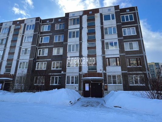 Продам многокомнатную квартиру, Гарькавого ул, д. 14, Светогорск г