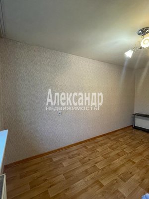 Продам двухкомнатную (2-комн.) квартиру, Ярослава Гашека ул, д. 4 корп. 1, Санкт-Петербург г