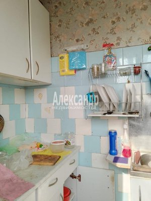 Продам однокомнатную (1-комн.) квартиру, Придорожная аллея, д. 21, Санкт-Петербург г