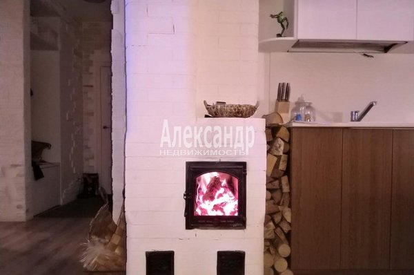 Продам двухкомнатную (2-комн.) квартиру, Малиновского ул, д. 10, Лахденпохья г