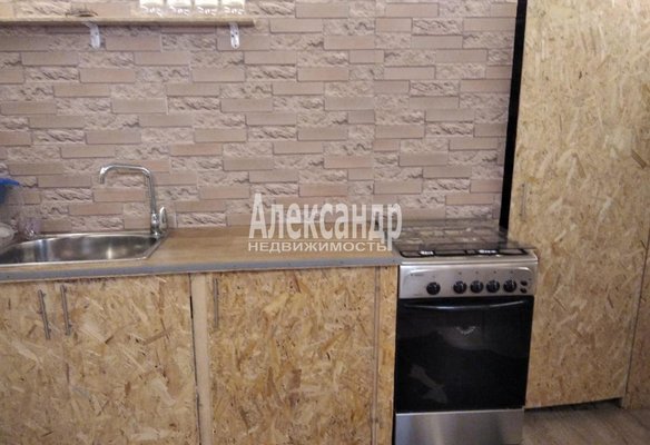 Продам двухкомнатную (2-комн.) квартиру, Малиновского ул, д. 10, Лахденпохья г