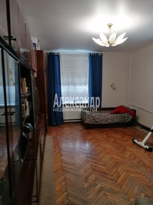 Продам трехкомнатную (3-комн.) квартиру, Большой Смоленский пр-кт, д. 28, Санкт-Петербург г