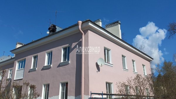 Продам комнату в 3-комн. квартире, Ленинградская ул, д. 63, Песочный п