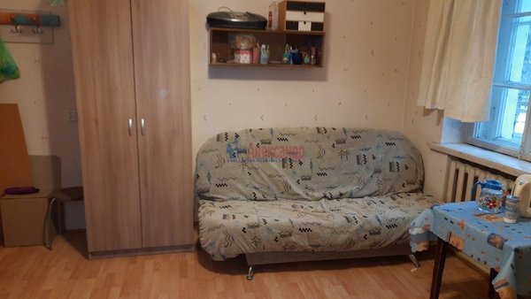 Продам комнату в 3-комн. квартире, Ленинградская ул, д. 63, Песочный п