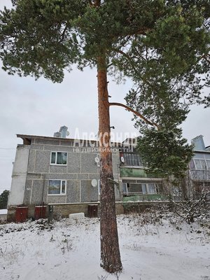 Продам трехкомнатную (3-комн.) квартиру, Центральная ул, д. 32, Ихала п