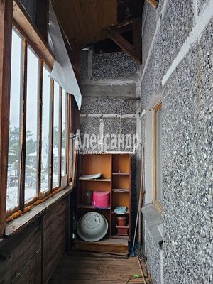 Продам трехкомнатную (3-комн.) квартиру, Центральная ул, д. 32, Ихала п