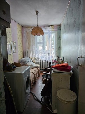 Продам трехкомнатную (3-комн.) квартиру, Центральная ул, д. 32, Ихала п