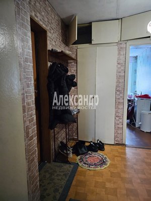 Продам трехкомнатную (3-комн.) квартиру, Центральная ул, д. 32, Ихала п