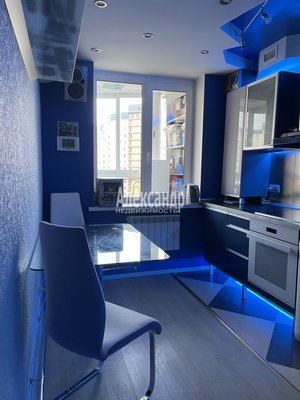 Продам однокомнатную (1-комн.) квартиру, Богатырский пр-кт, д. 51 корп. 1, Санкт-Петербург г