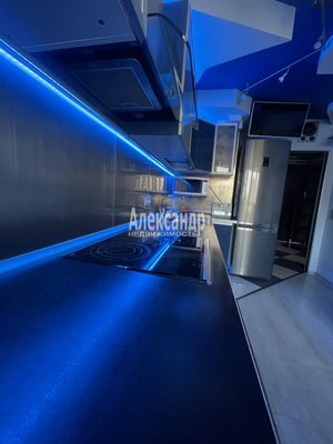 Продам однокомнатную (1-комн.) квартиру, Богатырский пр-кт, д. 51 корп. 1, Санкт-Петербург г