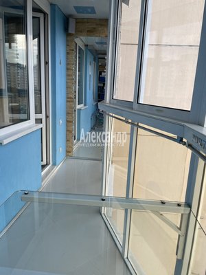 Продам однокомнатную (1-комн.) квартиру, Богатырский пр-кт, д. 51 корп. 1, Санкт-Петербург г
