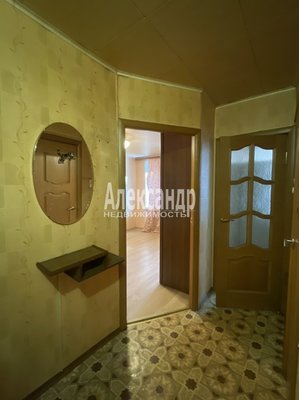 Продам однокомнатную (1-комн.) квартиру, Славы пр-кт, д. 26 корп. 1, Санкт-Петербург г