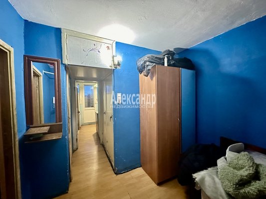 Продам трехкомнатную (3-комн.) квартиру, Кустодиева ул, д. 10 корп. 1, Санкт-Петербург г