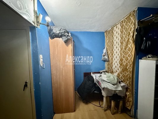 Продам трехкомнатную (3-комн.) квартиру, Кустодиева ул, д. 10 корп. 1, Санкт-Петербург г