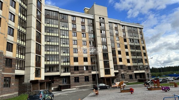 Продам двухкомнатную (2-комн.) квартиру, Центральная ул, д. 14 корп. 3, Сертолово г