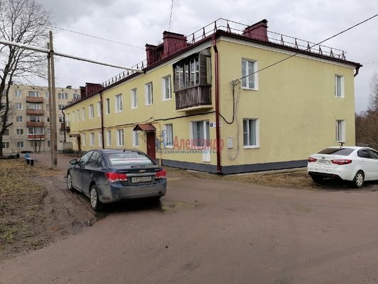 Продам двухкомнатную (2-комн.) квартиру, Центральная ул, д. 8, Раздолье д