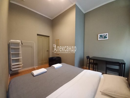 Продам коммерческое помещение 227,4 м2, Вознесенский пр-кт, д. 41, Санкт-Петербург г