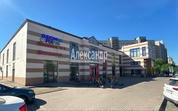 Сдам коммерческое помещение 16,6 м2, Ударников пр-кт, 47, Санкт-Петербург г