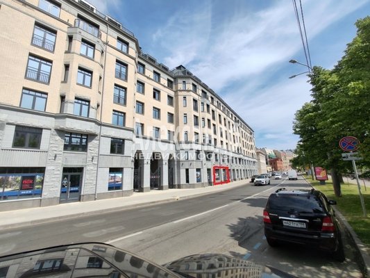 Продам коммерческое помещение 83,82 м2, Реки Карповки наб, 31к1, Санкт-Петербург г