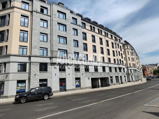 Продам коммерческое помещение 83,82 м2, Реки Карповки наб, 31к1, Санкт-Петербург г