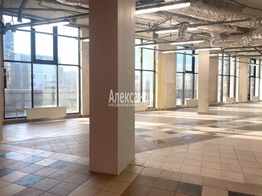 Сдам коммерческое помещение 380 м2, Коломяжский пр-кт, д. 15 корп. 2, Санкт-Петербург г