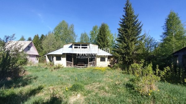 Продам дачу, Озерное(п.Лейпясуо) тер. СНТ, 104 км от города
