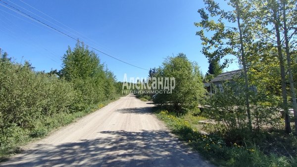 Продам дачу, Озерное(п.Лейпясуо) тер. СНТ, 104 км от города