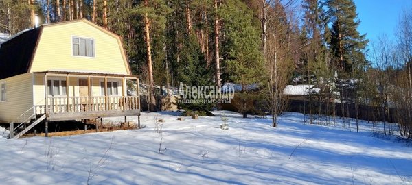 Продам дом в поселке Магистраль, Мик снт, 160 км от города