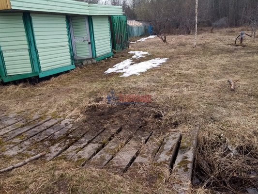 Продам участок 6 соток, Садоводство, Лазо ул, д. СНТ `Экспресс`, Волхов г, 120 км от города