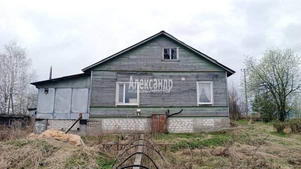 Продам дом, Вокзальная ул, д. 10, Возрождение п. ж/д ст., 150 км от города