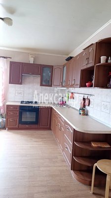Продам дом, Вокзальная ул, д. 10, Возрождение п. ж/д ст., 150 км от города