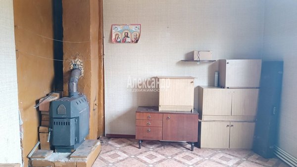 Продам дом, Вокзальная ул, д. 10, Возрождение п. ж/д ст., 150 км от города