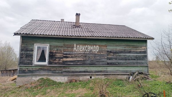 Продам дом, Вокзальная ул, д. 10, Возрождение п. ж/д ст., 150 км от города
