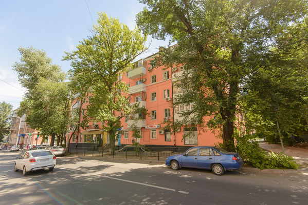 Продам двухкомнатную (2-комн.) квартиру, 1-й Конной Армии ул, 22, Ростов-на-Дону г