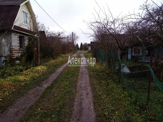Продам участок 6,2 соток, Садоводство, д. СНТ `Локомотив`, Волхов п, 120 км от города