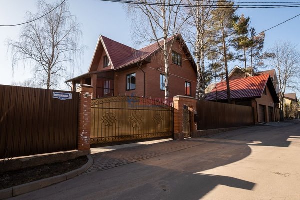 Продам дом, Новопоселковая ул, 21, Выборг г, 140 км от города