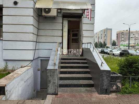 Сдам коммерческое помещение 96 м2, Авиаконструкторов пр-кт, 20к1, Санкт-Петербург г