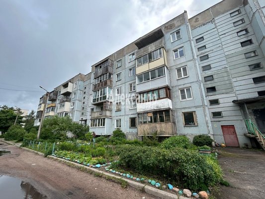 Продам трехкомнатную (3-комн.) квартиру, Школьная ул, д. 4, Саперное п