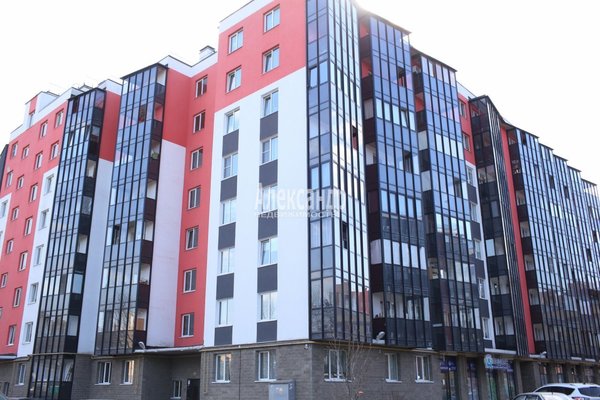 Продам трехкомнатную (3-комн.) квартиру, Новая ул, 14а корпус 2, Янино-1 гп