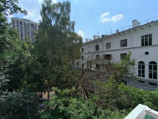 Продам трехкомнатную (3-комн.) квартиру, Люблинская ул, 107/10, Москва г