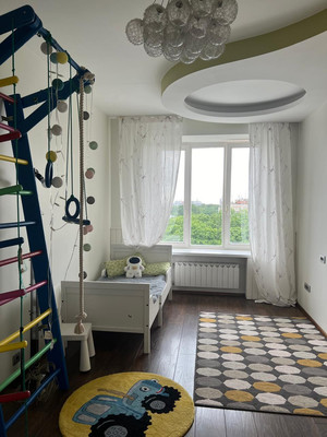 Сдам трехкомнатную (3-комн.) квартиру, Пархоменко пр-кт, 19к1, Санкт-Петербург г