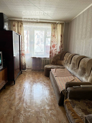 Продам однокомнатную (1-комн.) квартиру, 35-й мкр, 5, Октябрьский г
