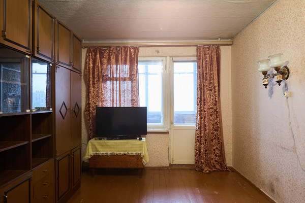 Продам двухкомнатную (2-комн.) квартиру, Бочкова ул, 8, Мурманск г
