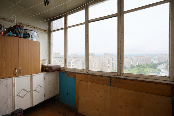 Продам двухкомнатную (2-комн.) квартиру, Бочкова ул, 8, Мурманск г